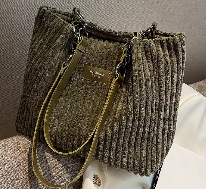 Vintage Signature Tote