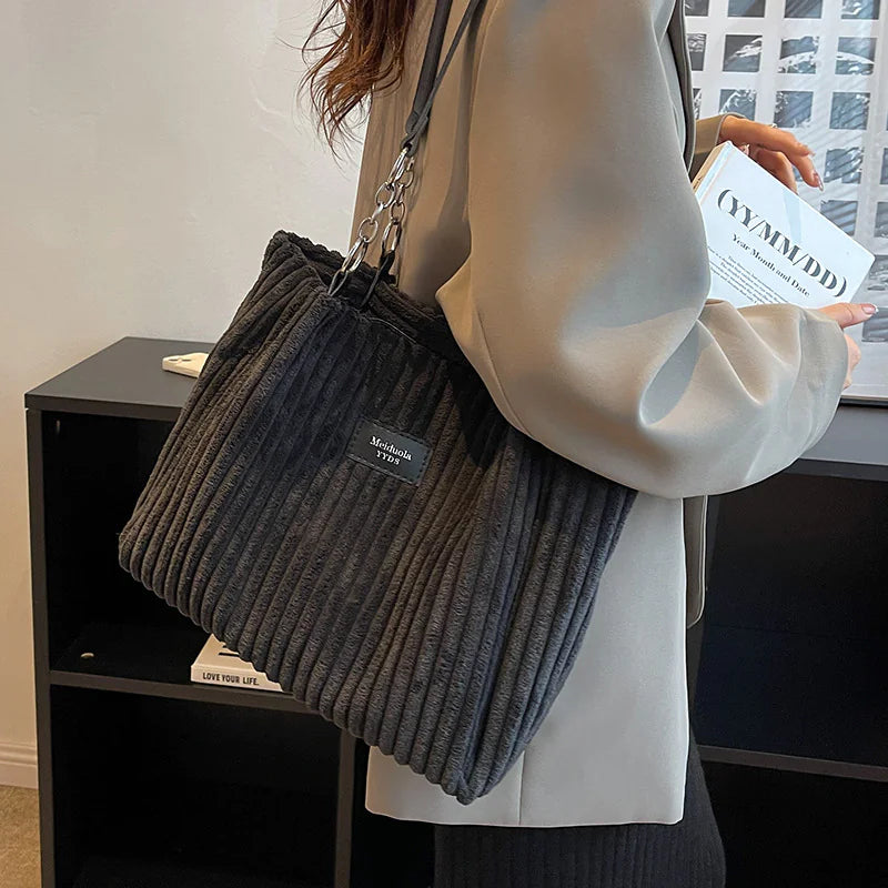 Vintage Signature Tote