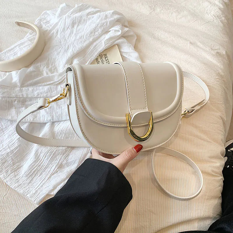 Ladies' Chic Saddle Purse