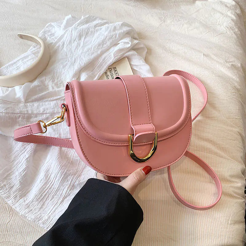 Ladies' Chic Saddle Purse